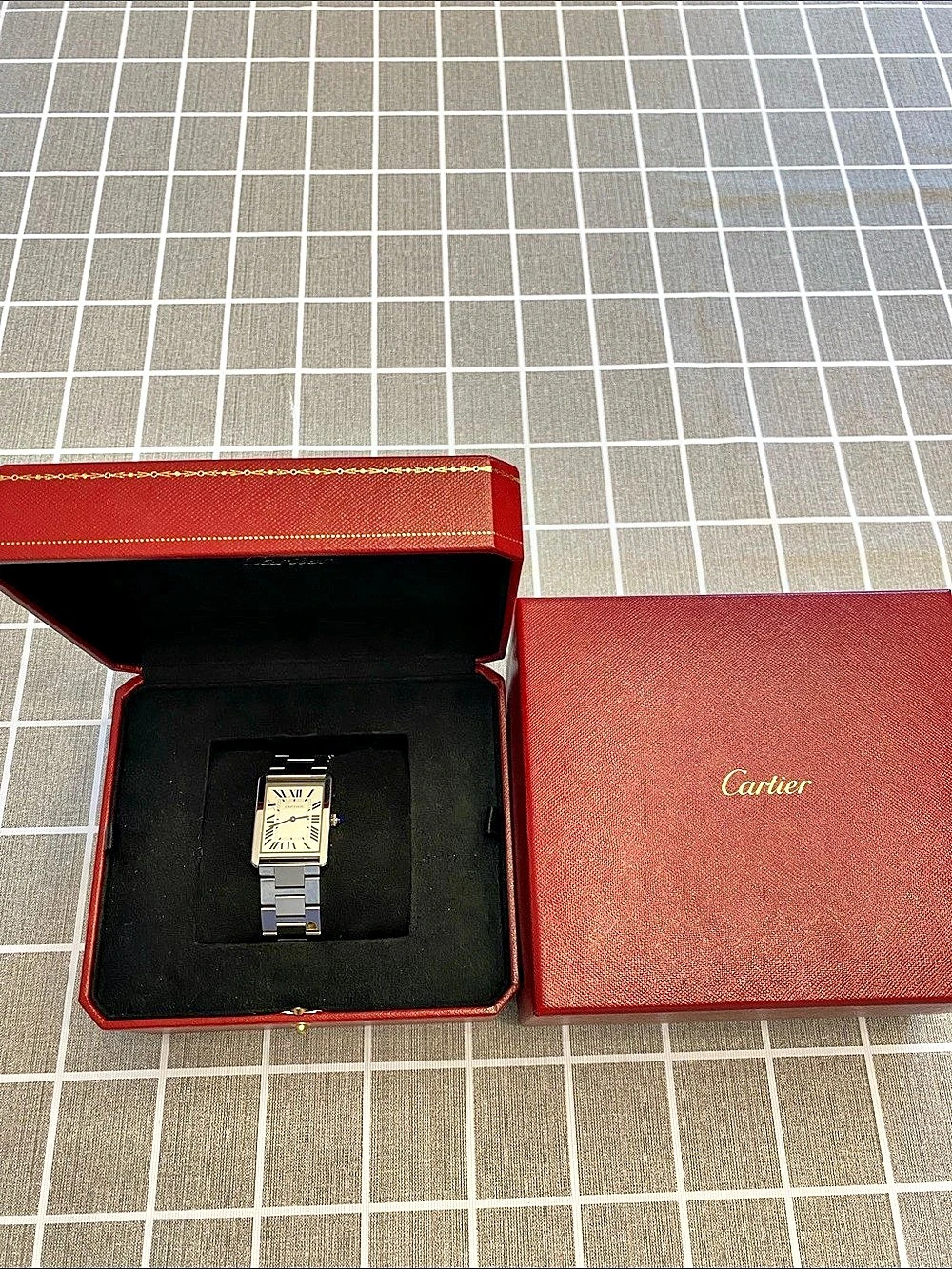 Cartier Tank Solo Large Model Steel Quartz Movement - Picture 2 of 15